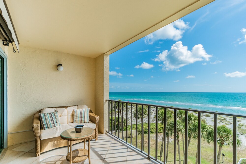 Beachfront Venice Island Condo, Venice Room Prices & Reviews Travelocity