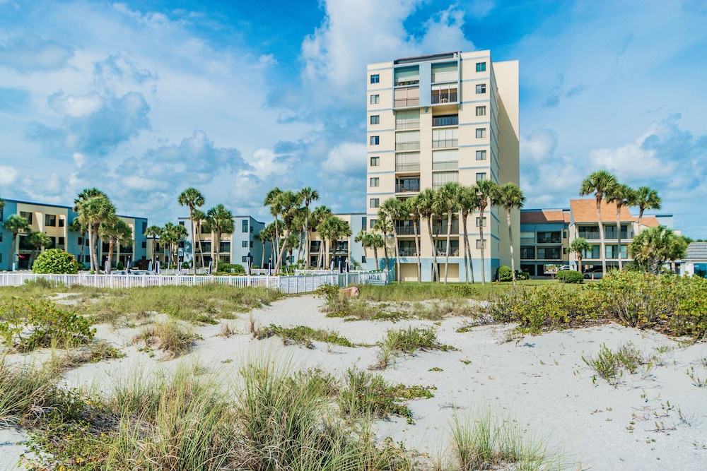 Beachfront Venice Island Condo in Venice Best Rates & Deals on Orbitz