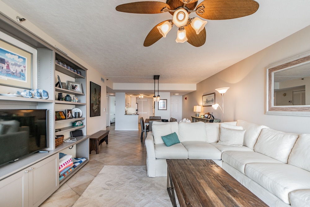 Beachfront Venice Island Condo in Sarasota Best Rates & Deals on Orbitz