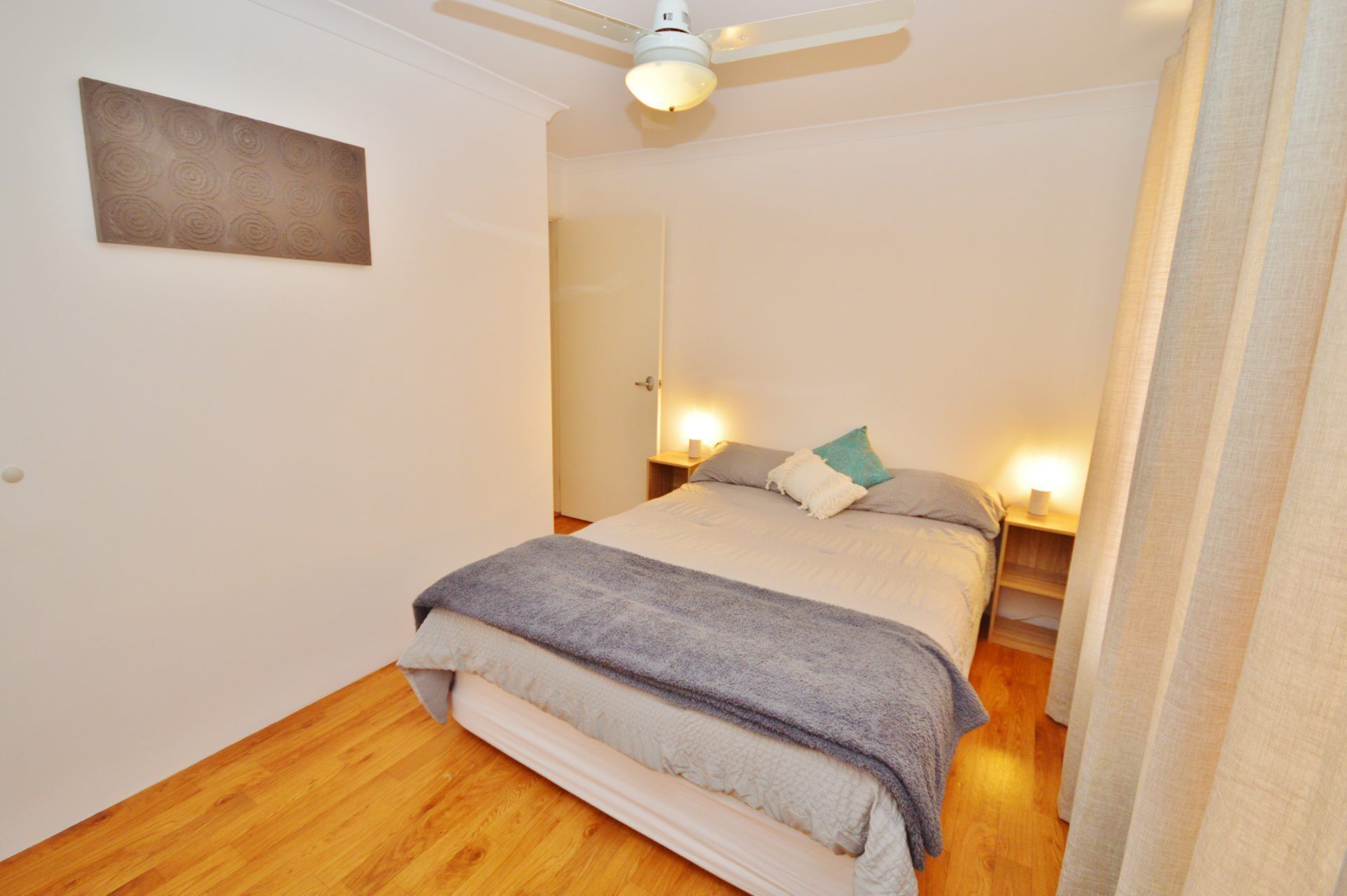 Only 5 Mins From Blue Holes Beach + Bonus Free Wifi is Available