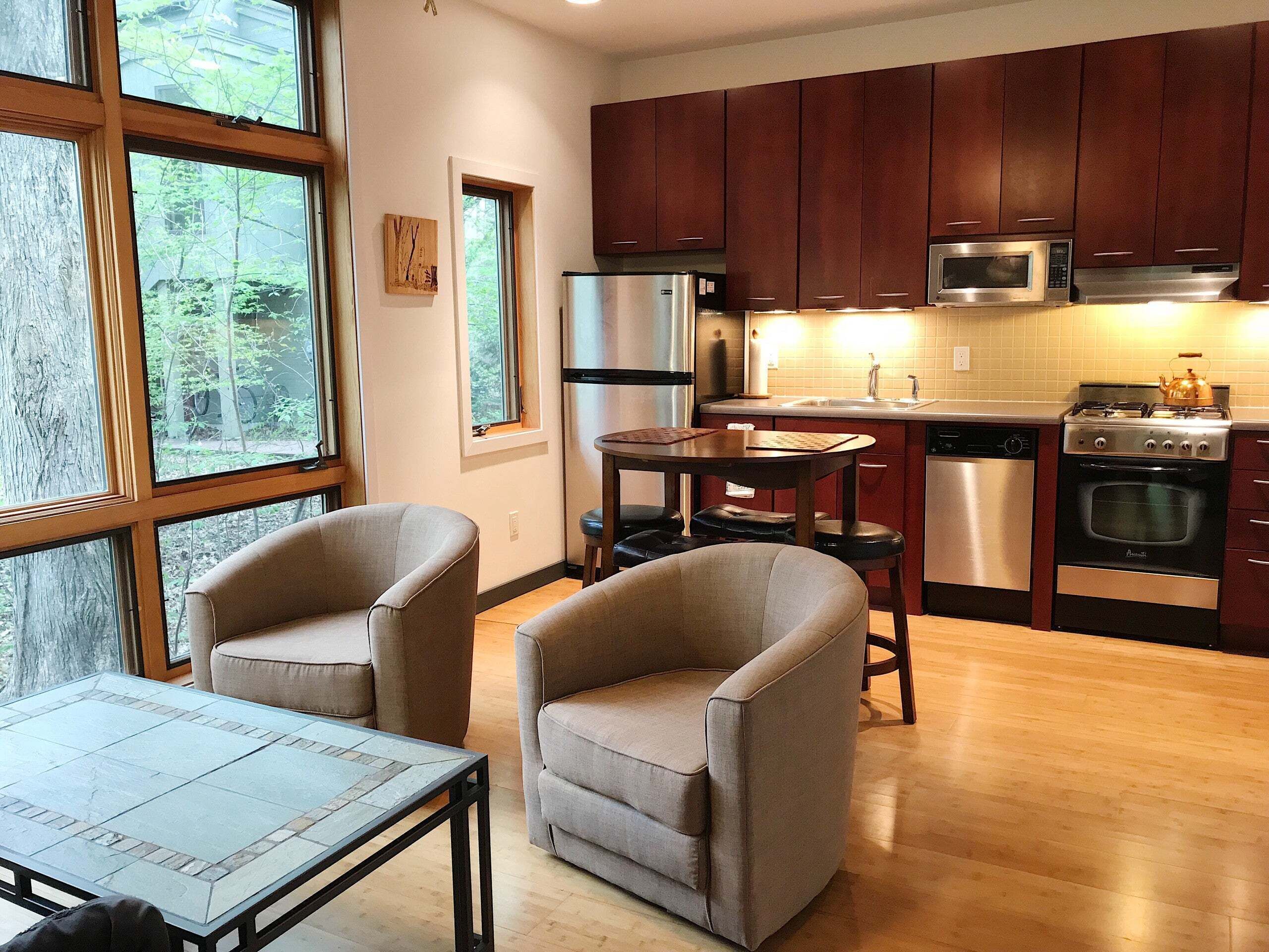 Relax and Unwind at the Cottage in the Woods in Michigan City, United States