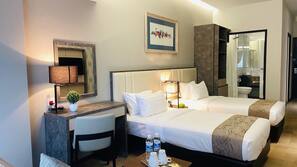 Iron/ironing board, free WiFi, linens