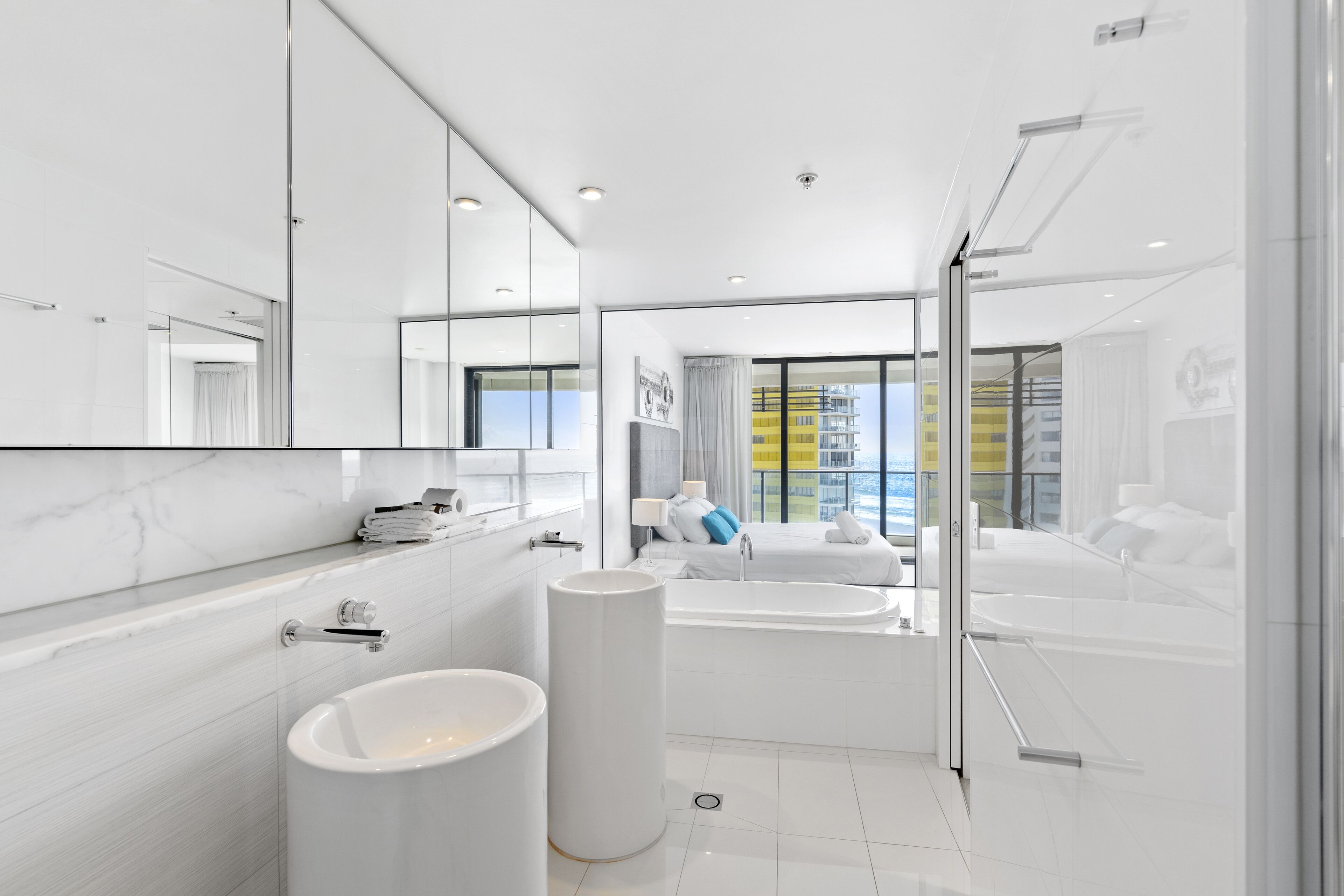Oracle Broadbeach Apartments