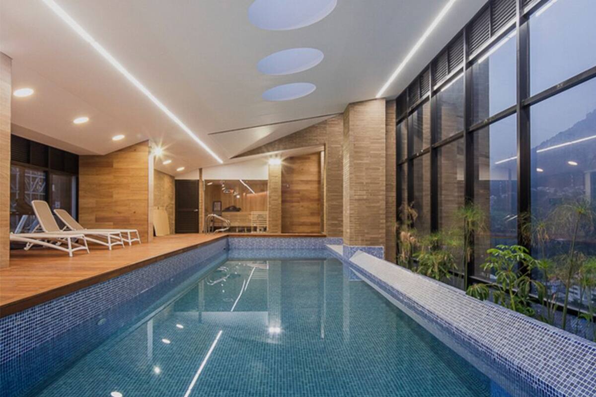 fantastic studio loft in a luxury condo