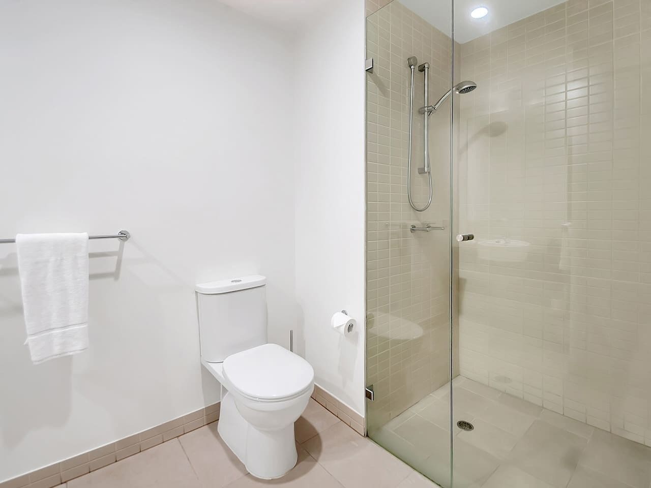 Privately Owned Hotel Room by Cairns Marina 222