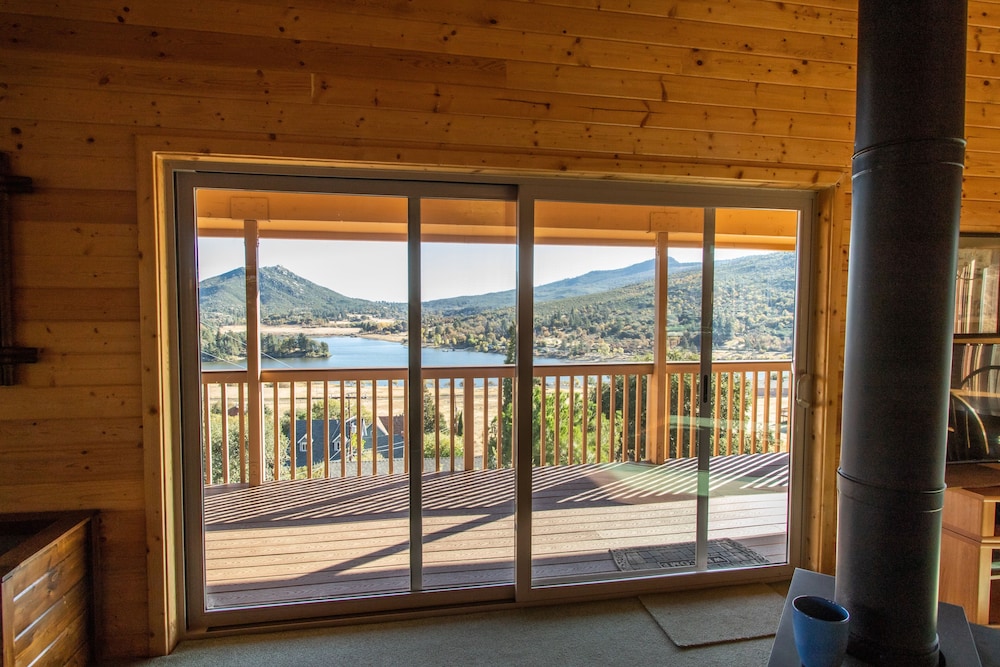 Spectacular & Breathtaking  views at this serene mountain lake view cabin