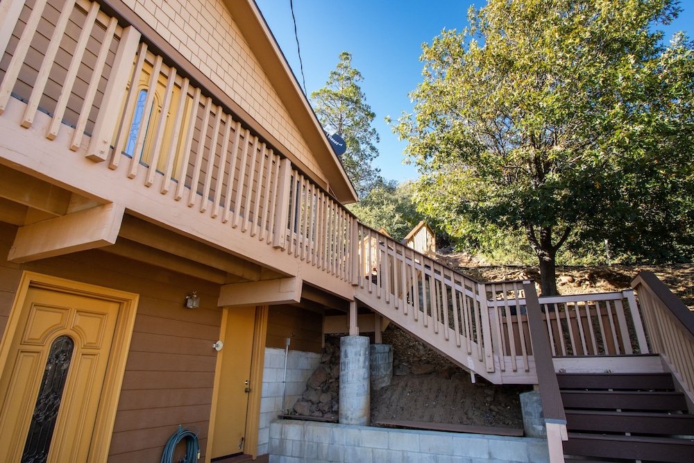 Spectacular & Breathtaking  views at this serene mountain lake view cabin