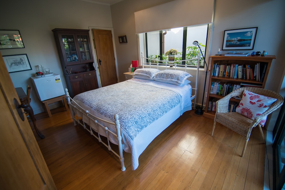 Cindys Bed And Breakfast Alberta Canada Terry and Cindy's Bed and Breakfast Deals & Reviews (Auckland, NZL) | Wotif
