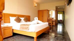 Egyptian cotton sheets, premium bedding, rollaway beds, free WiFi