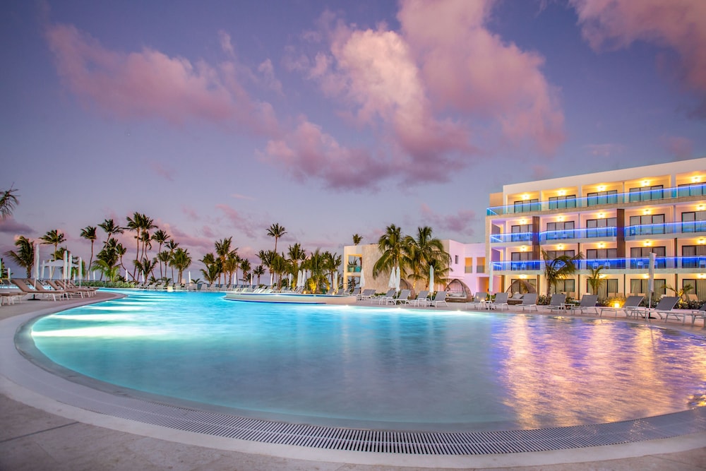 Pool, Serenade Punta Cana Beach & Spa Resort - All Inclusive