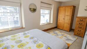 2 bedrooms