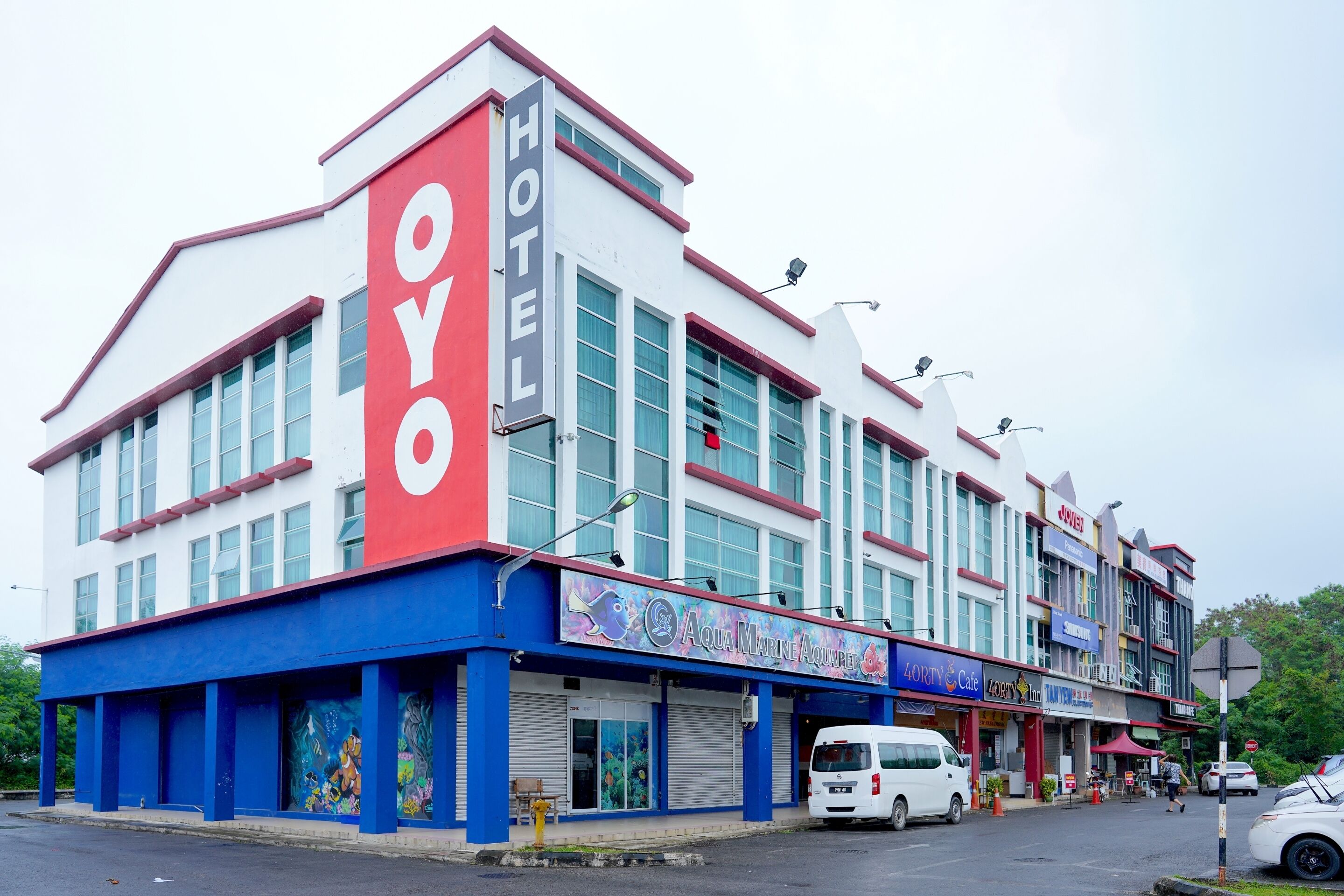 KEDAI 2 RINGGIT BANTING