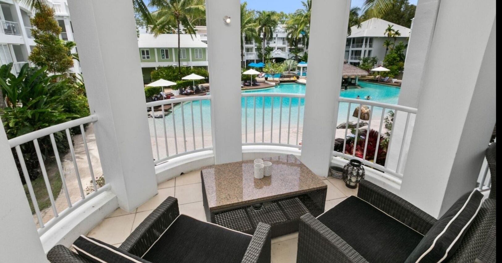 The Escape Luxury Apartment -1 Sleeps 5 People