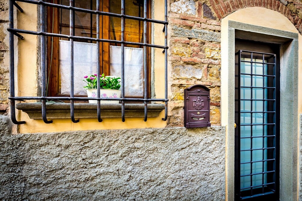 Pignone Apartment