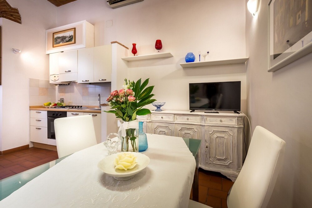 Pignone Apartment