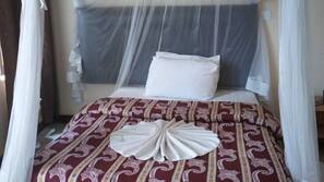 Matelas mémoire de forme, bureau, rideaux occultants