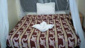 Matelas mémoire de forme, bureau, rideaux occultants