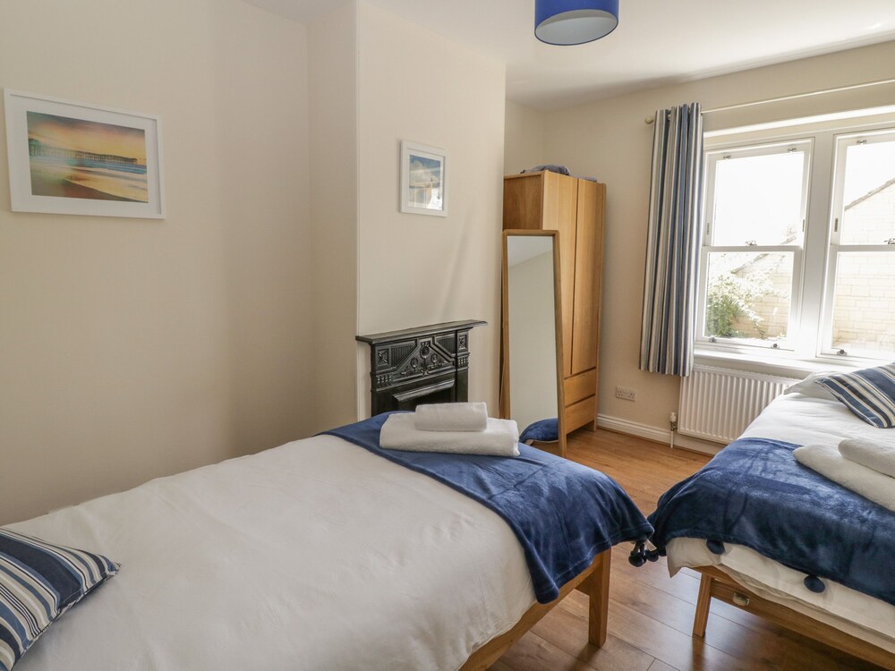 6 The Chipping Deals & Reviews (WottonunderEdge, GBR) Wotif