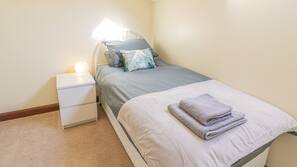 2 bedrooms