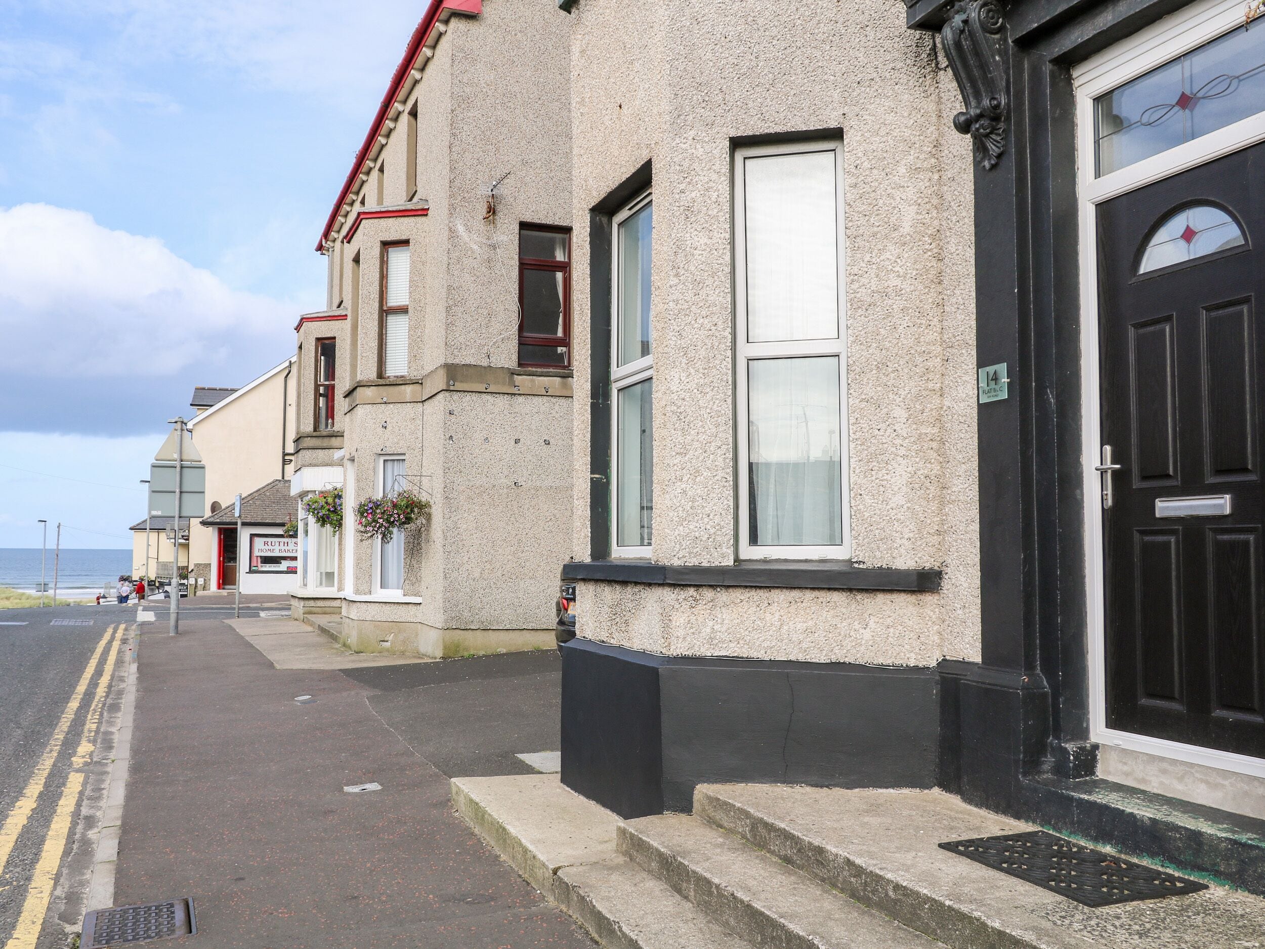 Beachside and Golf Apartment in Coleraine, United Kingdom
