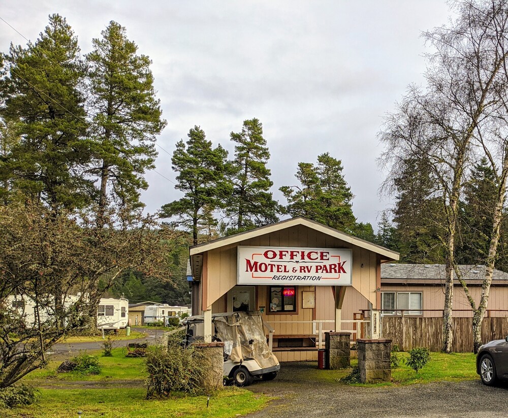 Seadrift Motel & RV Park, Lakeside: $79 Room Prices & Reviews | Travelocity