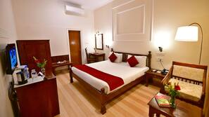 Iron/ironing board, free WiFi, bed sheets, wheelchair access