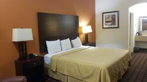 Blackout drapes, iron/ironing board, free WiFi, linens