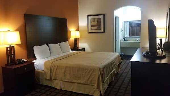 Blackout drapes, iron/ironing board, free WiFi, linens