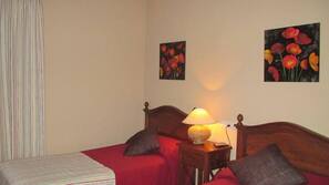 Free cribs/infant beds, rollaway beds, linens, wheelchair access