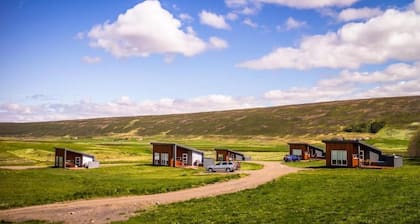 Einishus Cottages