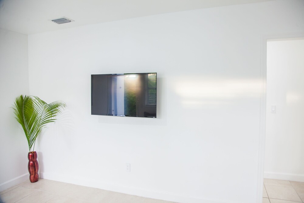  Miami Designer Apartment # 4