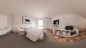 Minibar, desk, free WiFi