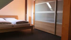 3 Schlafzimmer, Bügeleisen/Bügelbrett, Internetzugang, Bettwäsche