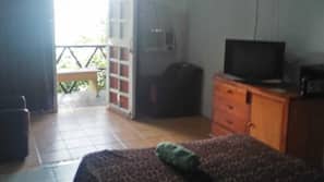 In-room safe, desk, iron/ironing board, free WiFi