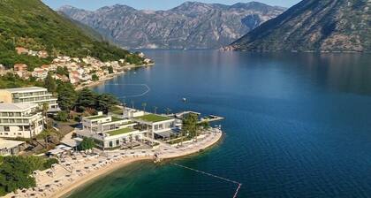 Blue Kotor Bay Premium Spa Resort - Adults only