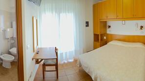 In-room safe, soundproofing, free WiFi, linens
