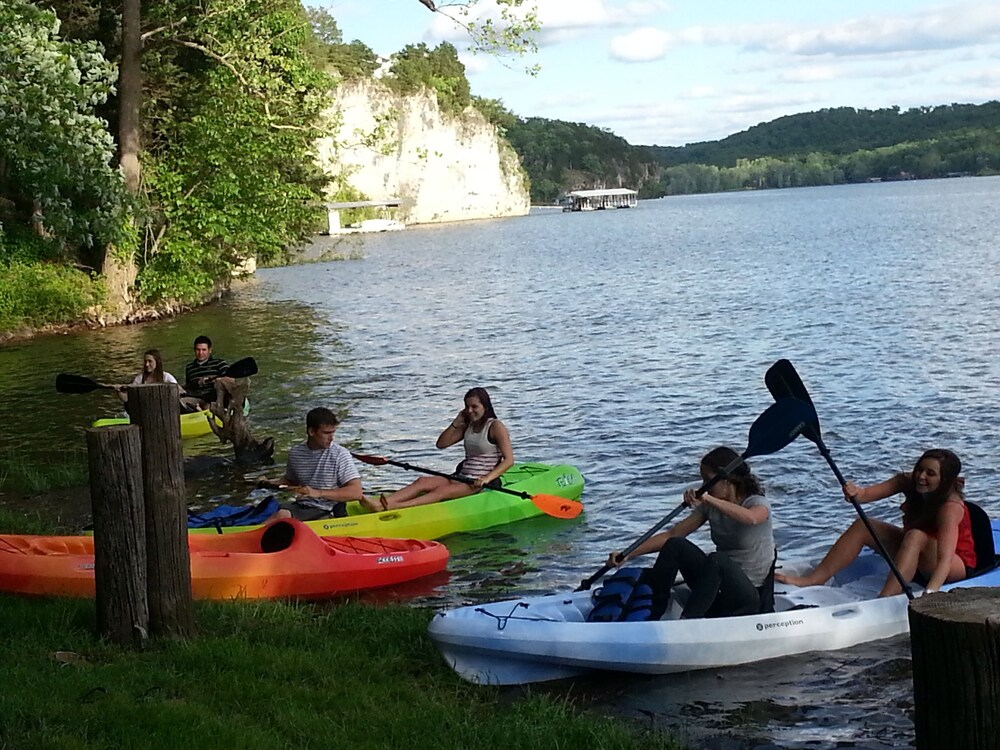 Inside the Premier Old Kinderhook Golf Resort, Pet Friendly and Free