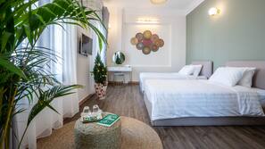 Minibar, bàn ủi/dụng cụ ủi quần áo