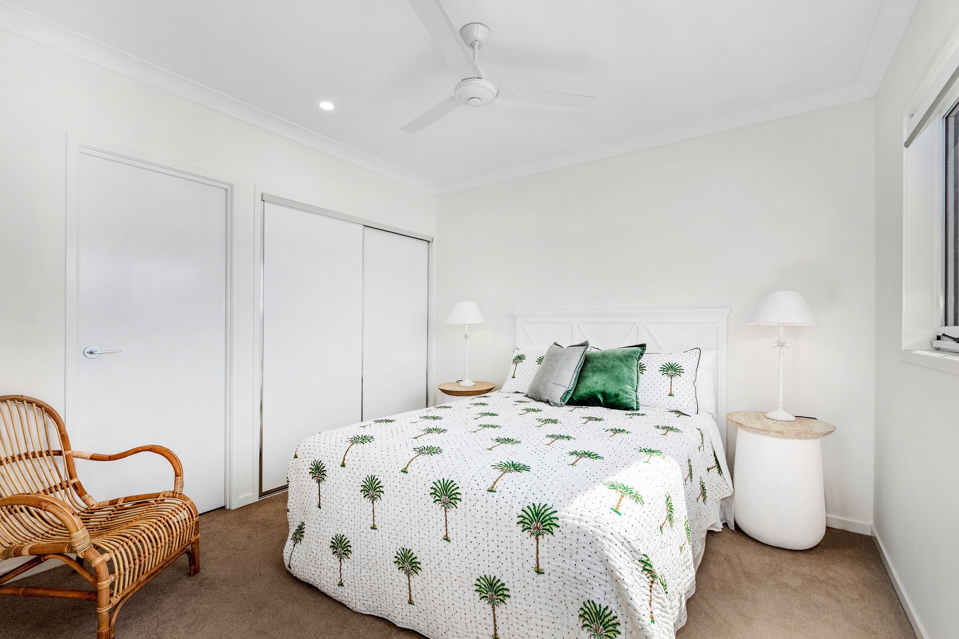 "prize Home" - 2 min Walk to Beach