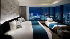 In-room safe, free WiFi, linens