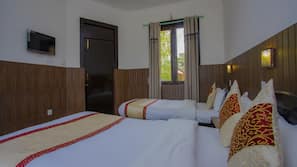 Premium bedding, individually decorated, individually furnished, desk