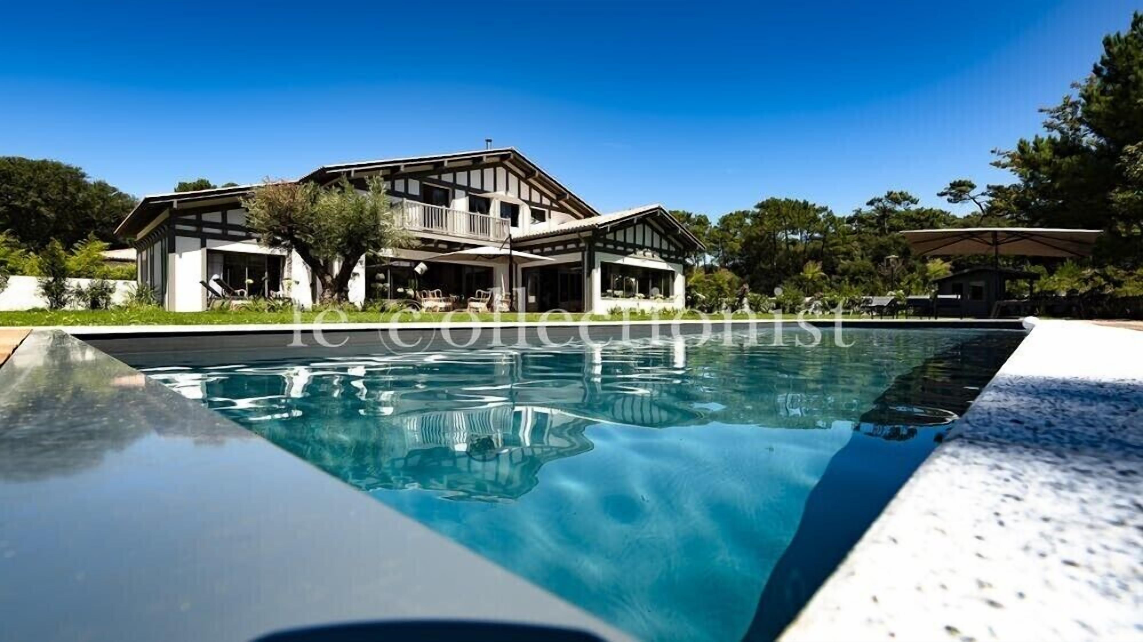 Cash Piscine La Teste