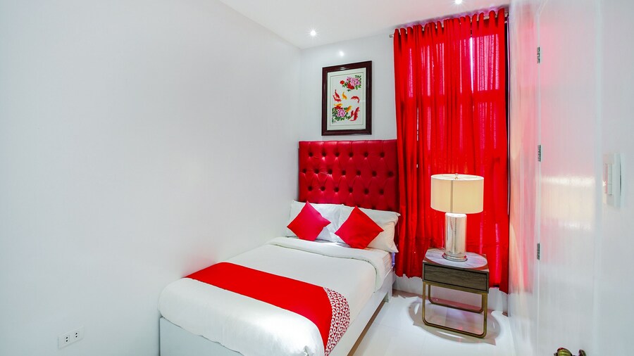 OYO 504 Casa Mia Hotel Suites Residence
