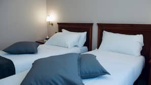 In-room safe, free WiFi, wheelchair access