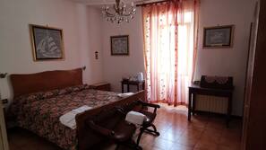 Desk, free WiFi, linens