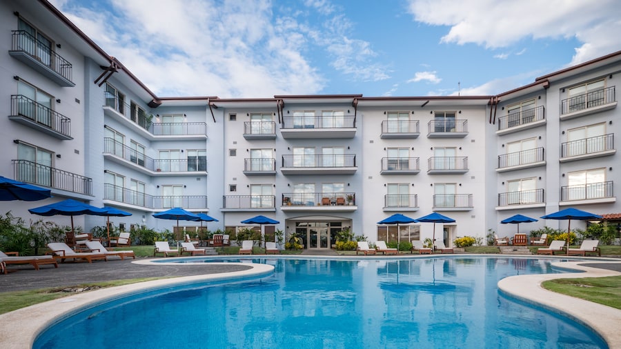 Marina Papagayo Suites