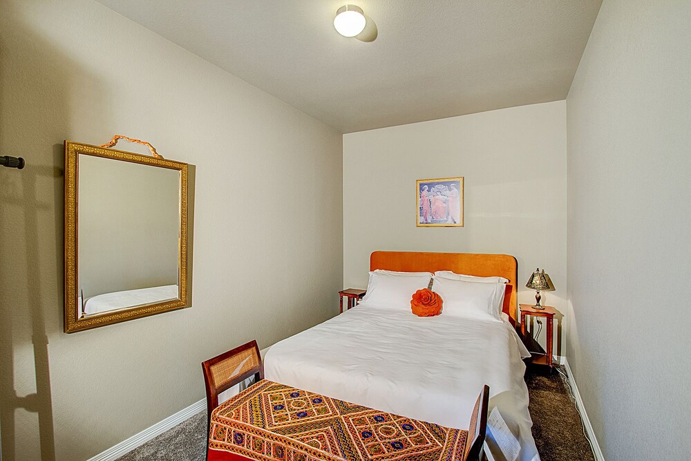 Garden Apartment with Mountain Views SecurityWidefield Vrbo