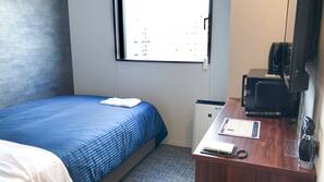 Iron/ironing board, free WiFi