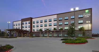 Holiday Inn Express & Suites Houston North - Woodlands Area, an IHG Hotel