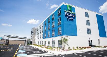 Holiday Inn Express & Suites Rehoboth Beach, an IHG Hotel